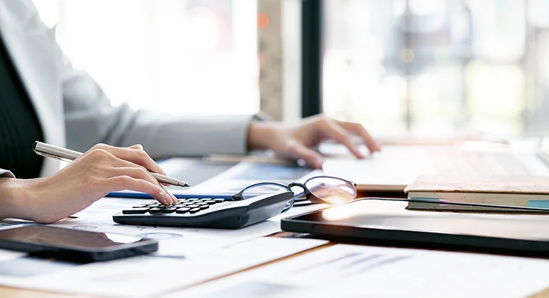 Accountant calculating numbers